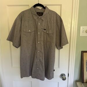 Howler men’s shirt